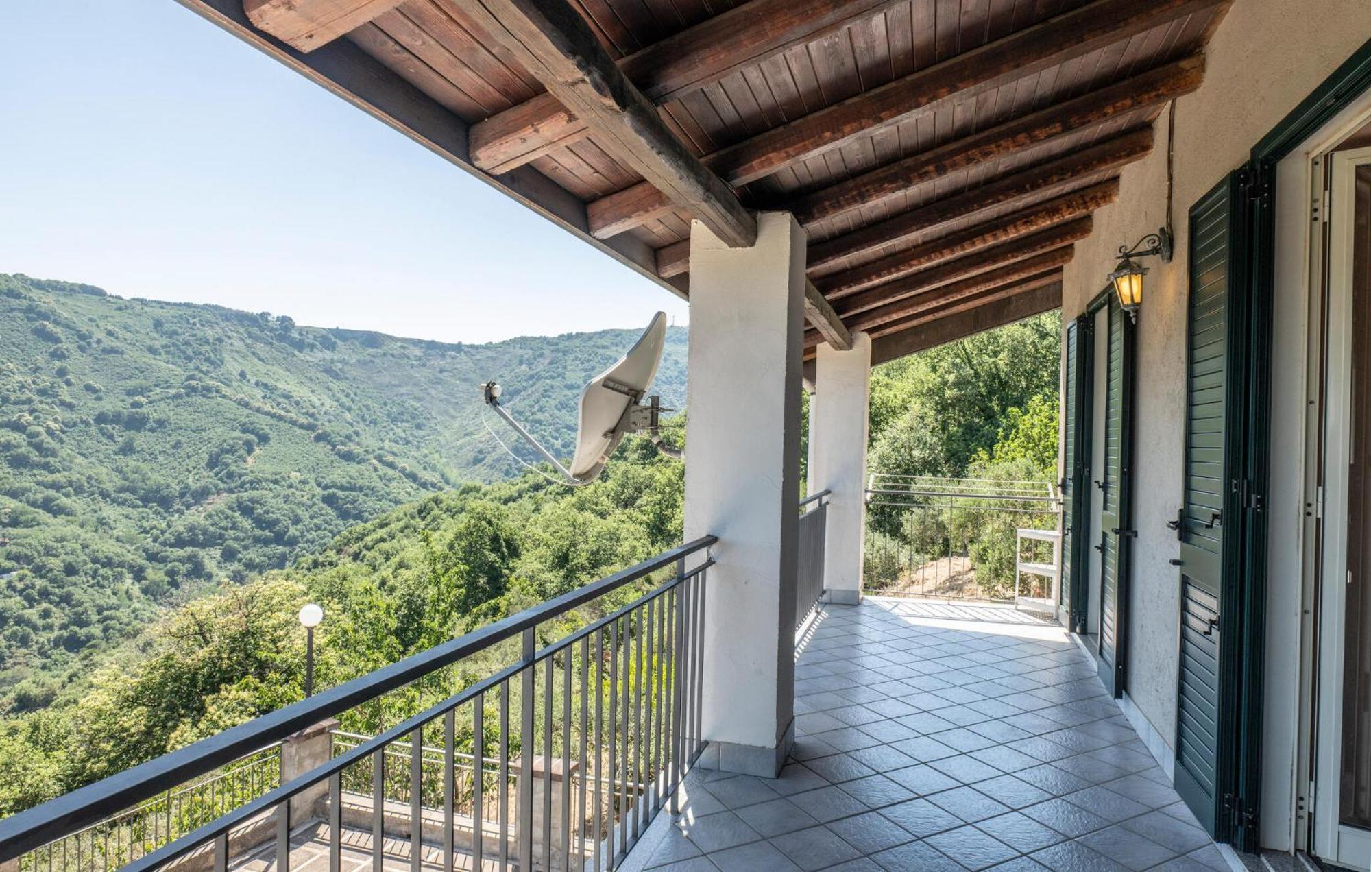 3 Bedroom Beautiful Home In Librizzi Экстерьер фото